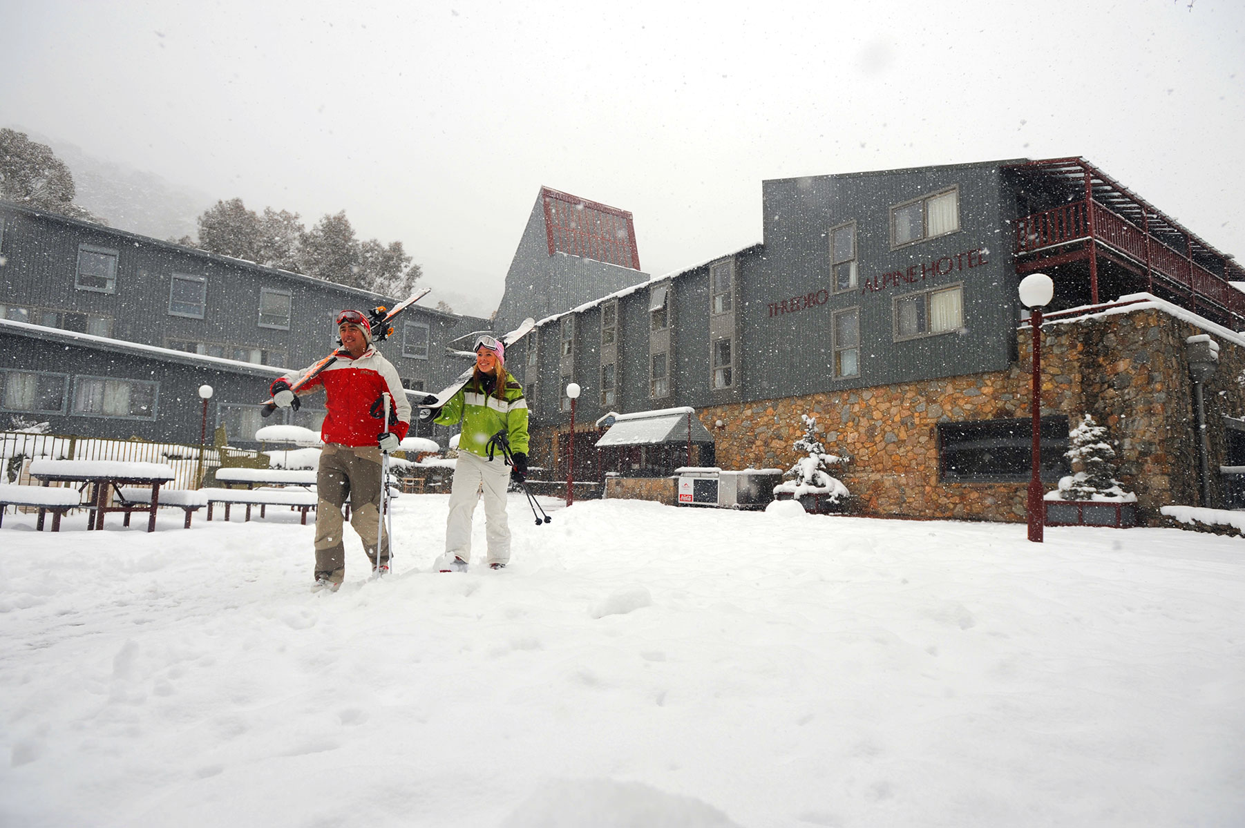 Early Bird Special Thredbo Alpine Hotel Snowscene