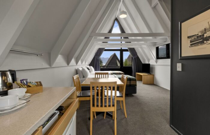 heartland-hotel-queenstown-superior-queen-twin-single-non-view-room