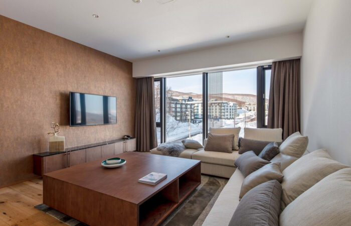 5 Bedroom Ski Side Penthouse with Onsen - Lounge