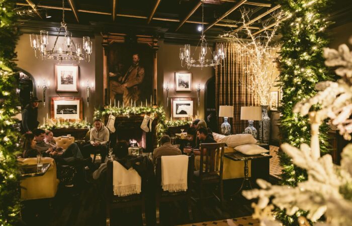 Hotel Jerome lobby on new years eve