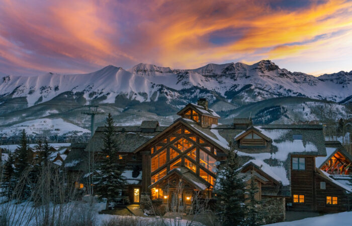 Exterior of Mountain Lodge Telluride Snowscene Snow Holiday Experts