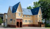 Cisco Moon accommodation Niseko Snowscene ski holiday travel experts
