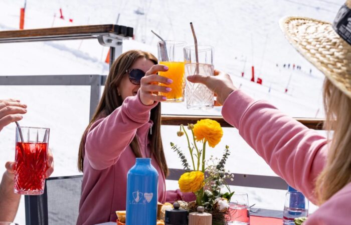 Guests enjoying brunch at Val Thorens France