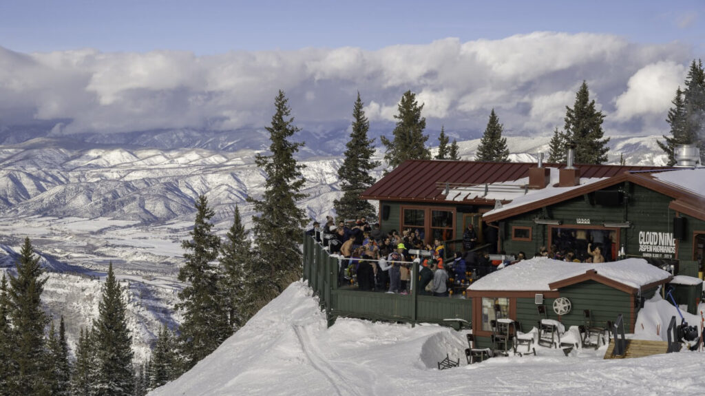 Cloud 9 Aspen mountain bistrot exterior surrounded by snow